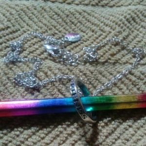 Ladies silver tone necklace